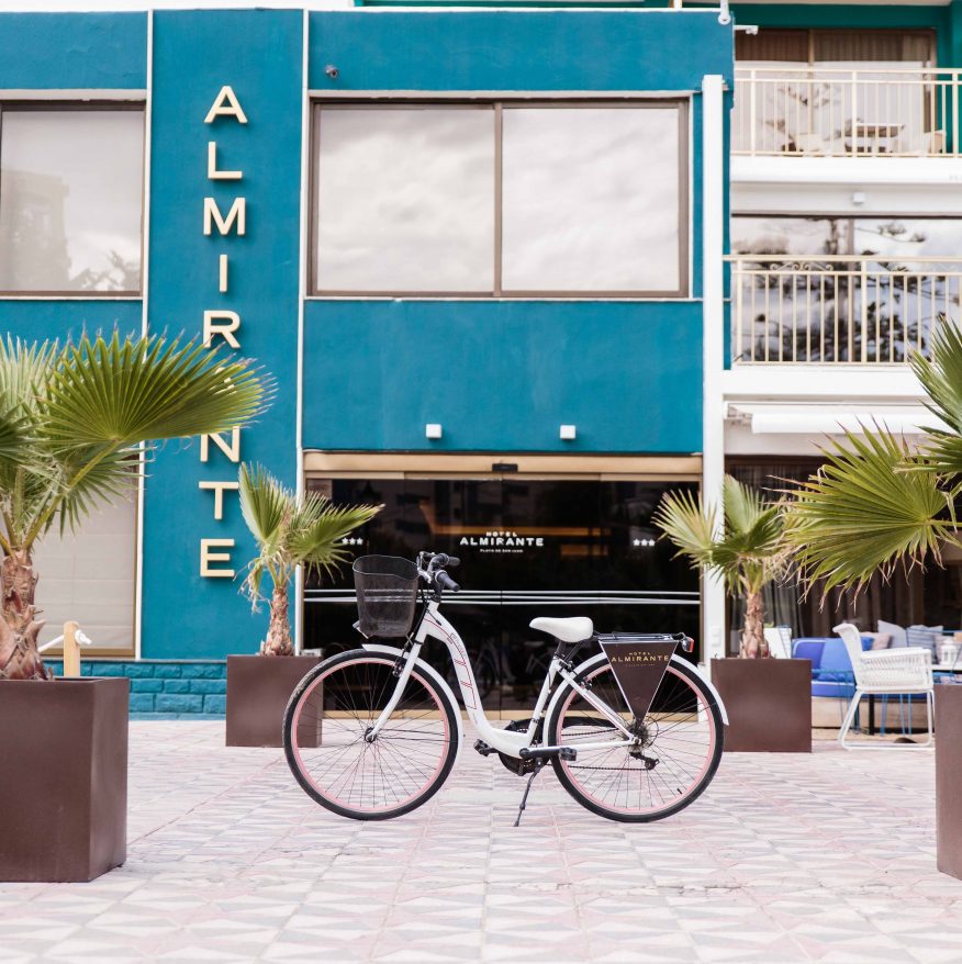bici fachada hotel almirante bici fachada hotel almirante
